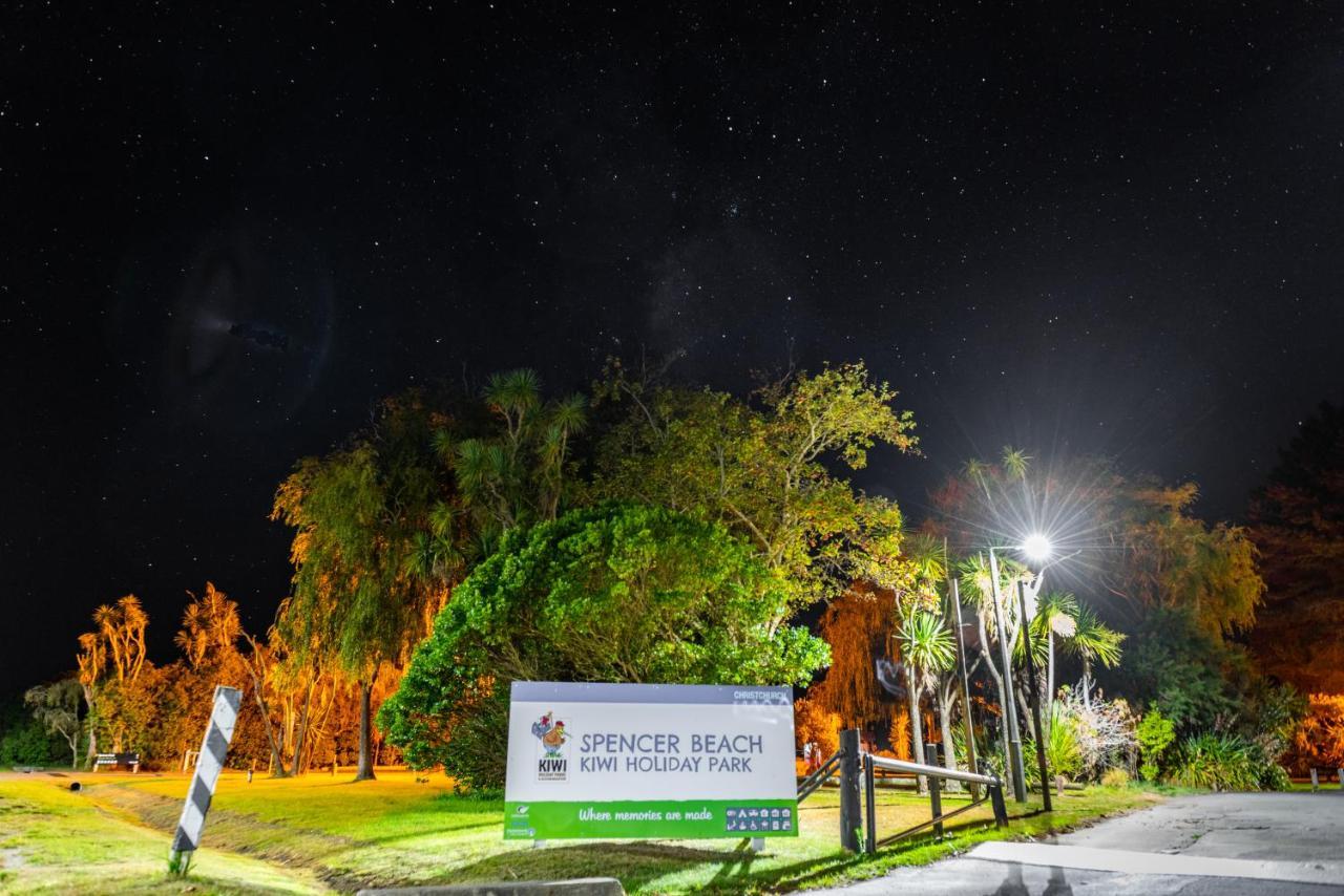 Spencer Beach Top 10 Holiday Parkクライストチャーチ エクステリア 写真