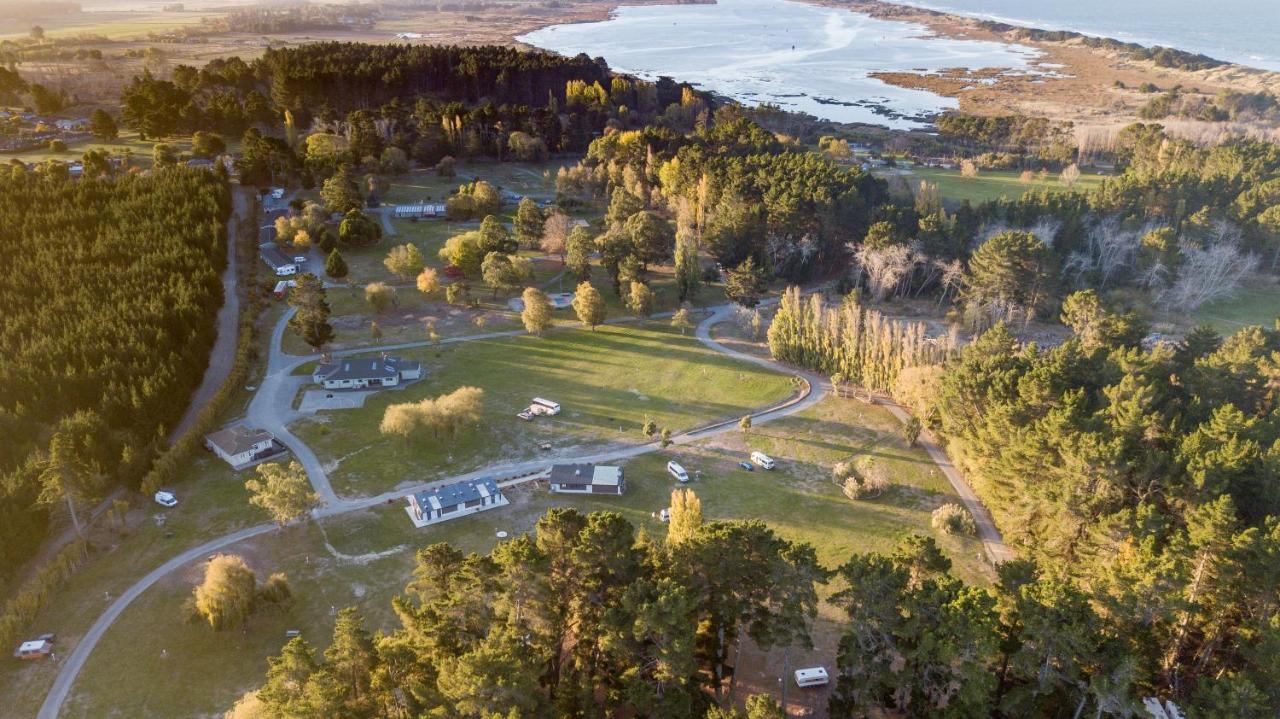 Spencer Beach Top 10 Holiday Parkクライストチャーチ エクステリア 写真